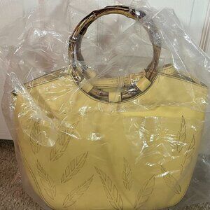 LC YELLOW RING PURSE